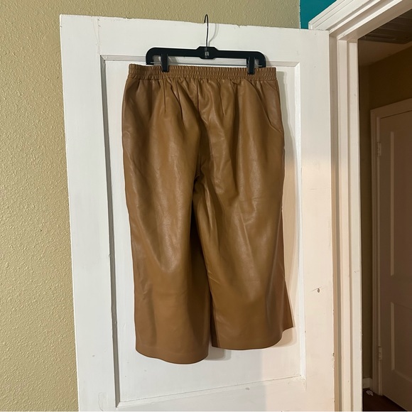 Eloquii wide leg crop leather pants size 14 - Picture 7 of 15